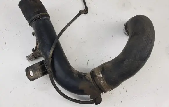 Toyota Avensis T250 Intercooler hose/pipe 173620R010