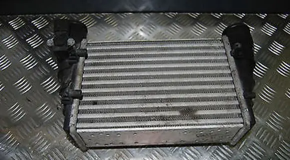 Audi A4 S4 B5 8D Intercooler radiator 058145805B