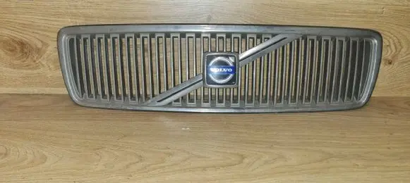 Volvo C70 Front grill 9190776