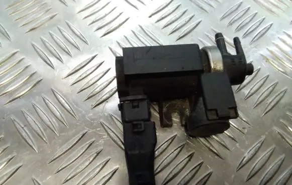 Hyundai Terracan Turbo solenoid valve 72190303