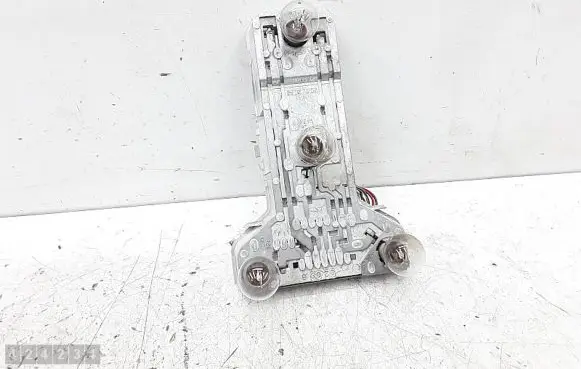 Volkswagen PASSAT B5 Tail light bulb cover holder 3B5945257