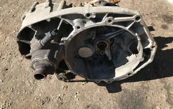 Volkswagen Multivan T4 Manual 5 speed gearbox AFK20027 143772