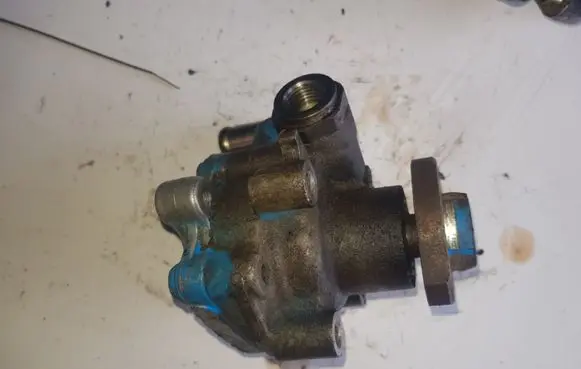 Renault Scenic II - Grand scenic II Power steering pump