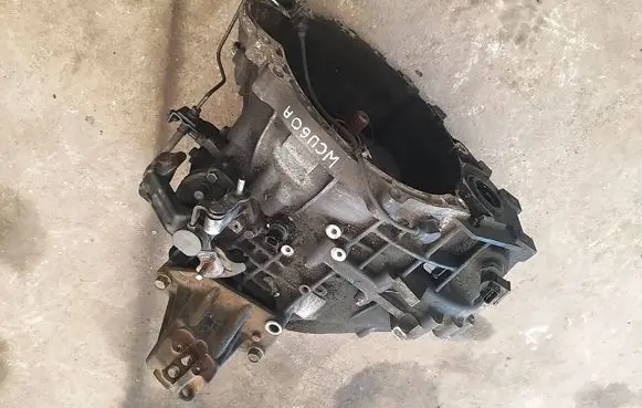 KIA Rio Manual 5 speed gearbox WCU60H