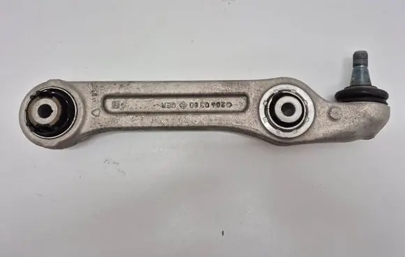 Mercedes-Benz C W206 Front lower control arm/wishbone 2060300
