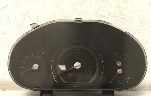 KIA Sportage Speedometer (instrument cluster) 940013U015