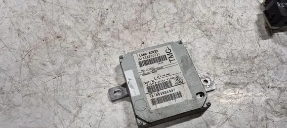 Land Rover Range Rover L322 Aerial antenna amplifier XRA500031 3AF314F 062652337