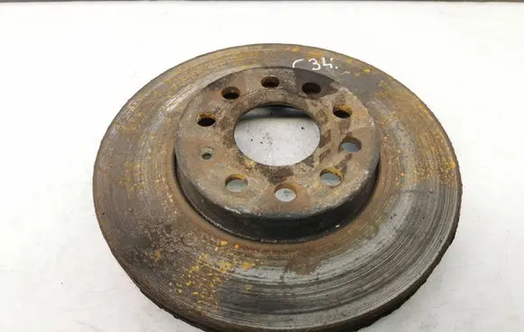 Volkswagen Golf VII Front brake disc