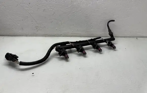 Fuel main line pipe