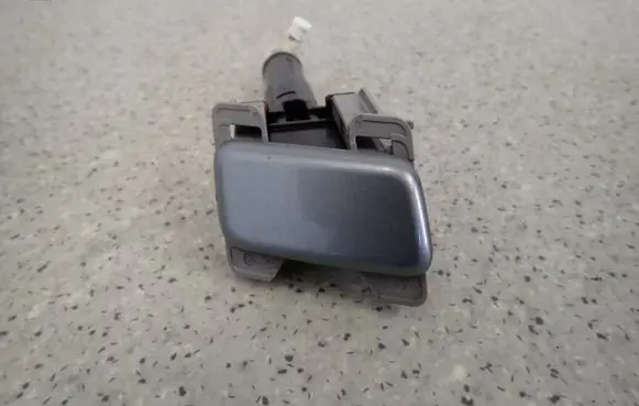 Mitsubishi ASX Headlight washer spray nozzle 