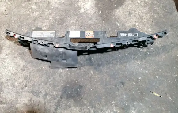Opel Insignia A Top upper radiator support slam panel 13250569