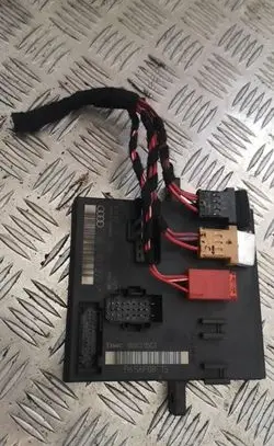 Audi A4 S4 B7 8E 8H Comfort/convenience module 8e0907279m