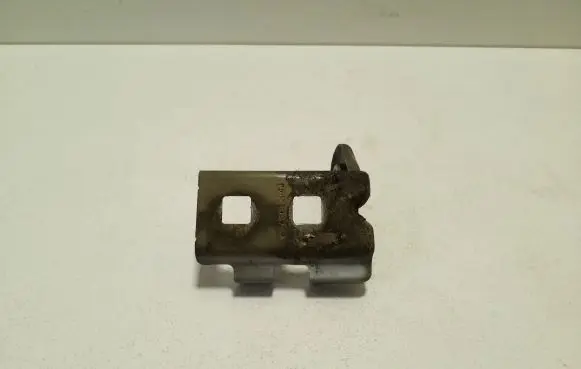 Jeep Cherokee Fender mounting bracket 4361294J