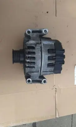 Mercedes-Benz E W212 Generator/alternator A0009062100