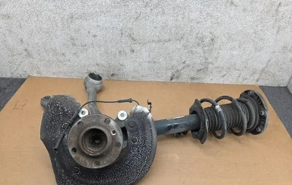 BMW 1 F20 F21 Front wheel hub spindle knuckle 6880944 6852992 6881930