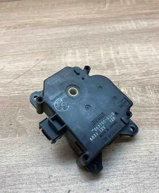 Toyota RAV 4 (XA20) Air flap motor/actuator 0637008330