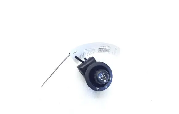 Land Rover Discovery 3 - LR3 Wing mirror switch YUF500030