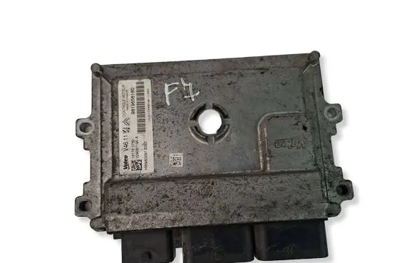 Peugeot 208 I Engine control unit/module 9819658180 HW9800913080 161780762