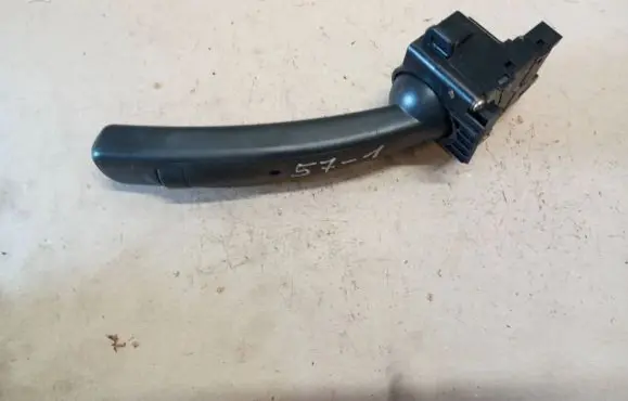 Volvo S40 Indicator stalk 17D770