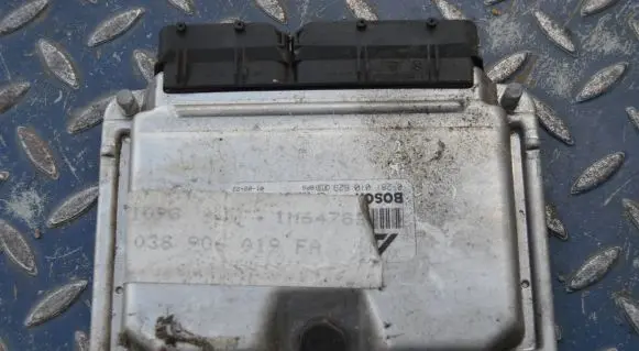 Ford Galaxy Engine control unit/module 0281010629