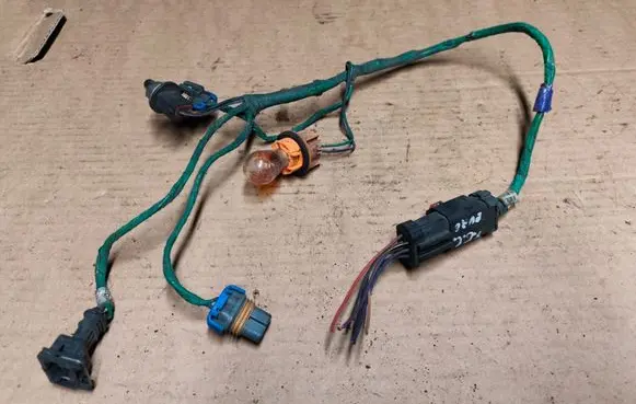 Jeep Grand Cherokee (WJ) Headlight/headlamp wiring loom/harness 05013841AA