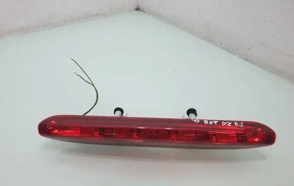 Peugeot 208 Third/center stoplight 9674309080