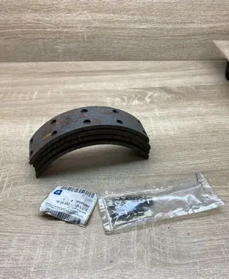 Opel Kadett E Drum brake (rear) 90541082 1605930