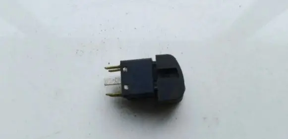Opel Vectra B Air conditioning (A/C) switch 90568458