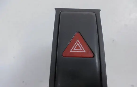 Suzuki Liana Hazard light switch