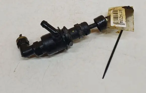 KIA Sportage Clutch master cylinder