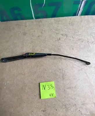 Renault Kangoo I Front wiper blade arm 8200158098