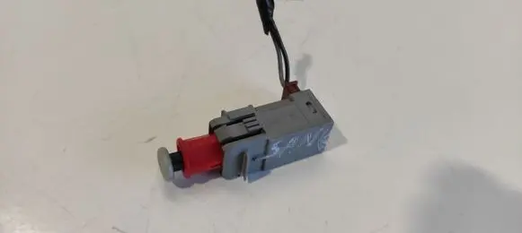 Clutch pedal sensor