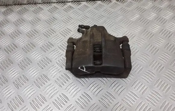 Volkswagen Polo III 6N 6N2 6NF Front brake caliper