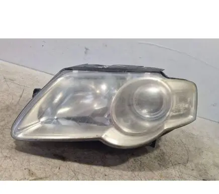 Volkswagen PASSAT B6 Headlight/headlamp 