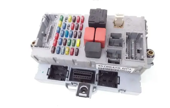 Fiat Punto (188) Fuse module 46788428 406626