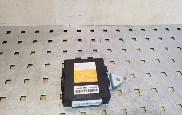 Toyota Corolla Verso AR10 Other control units/modules 081900F810