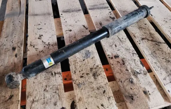 Mercedes-Benz CLK A209 C209 Rear shock absorber/damper