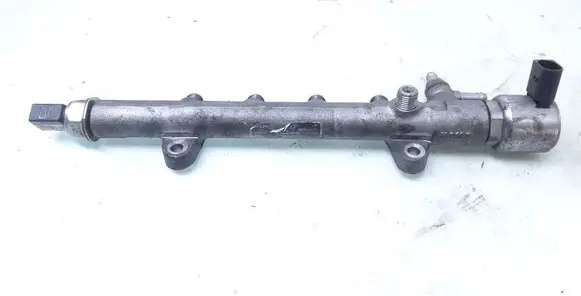 Mercedes-Benz CLS C218 X218 Fuel main line pipe A6510700595 28280808 28280799