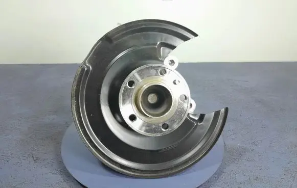 Volvo XC40 Front wheel hub spindle knuckle 32246249