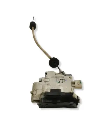 Audi A6 S6 C6 4F Front door lock 4F1837016