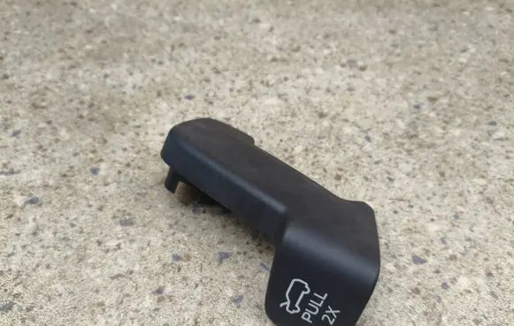 Ford Explorer VI Engine bonnet (hood) release handle LB5B16B626AC