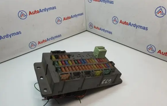 Mini One - Cooper R50 - 53 Fuse module 1509011 61131509011 61136906598
