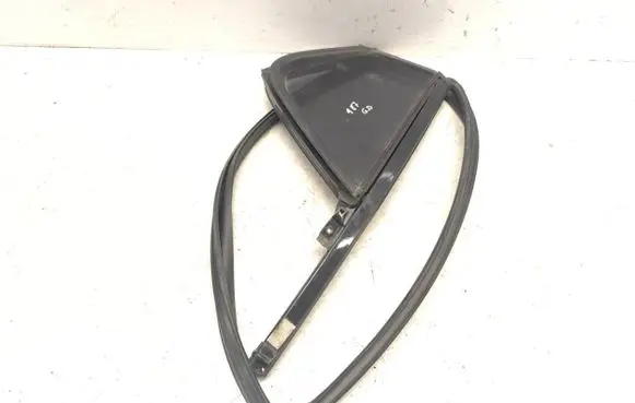 KIA Optima Rear vent window glass E000989 AS2 M532