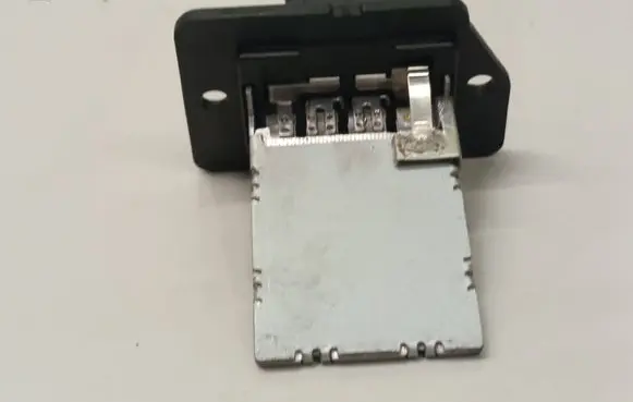 Hyundai i30 Heater blower motor/fan resistor 