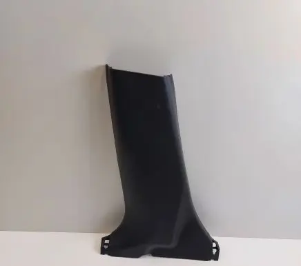 Nissan Leaf II (ZE1) (B) pillar trim (bottom) 769163NL0A