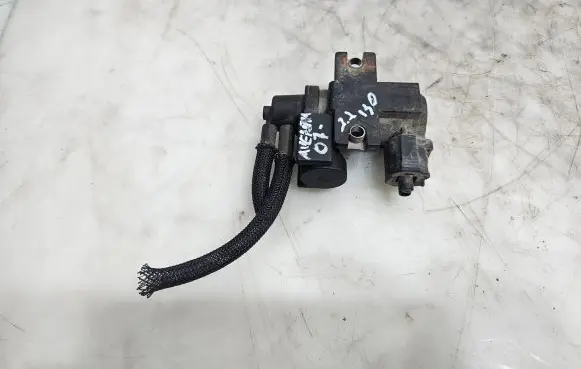 Toyota Avensis T250 Turbo solenoid valve 258190R011