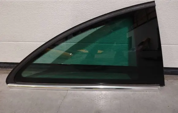 Volkswagen Beetle A5 Rear side window 43R004670 AS3