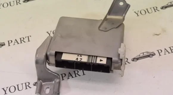 Lexus GS 300 350 430 450H Other control units/modules 8924330120