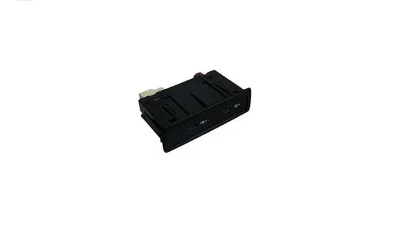 Mercedes-Benz GLC X253 C253 USB socket connector A2478204002