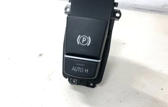 BMW X5 F15 Hand parking brake switch 9387356